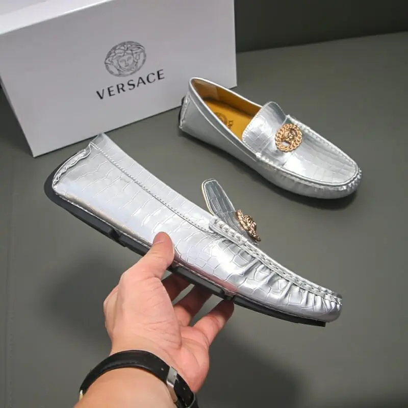 versace cuir chaussures pour homme s_12316ba3